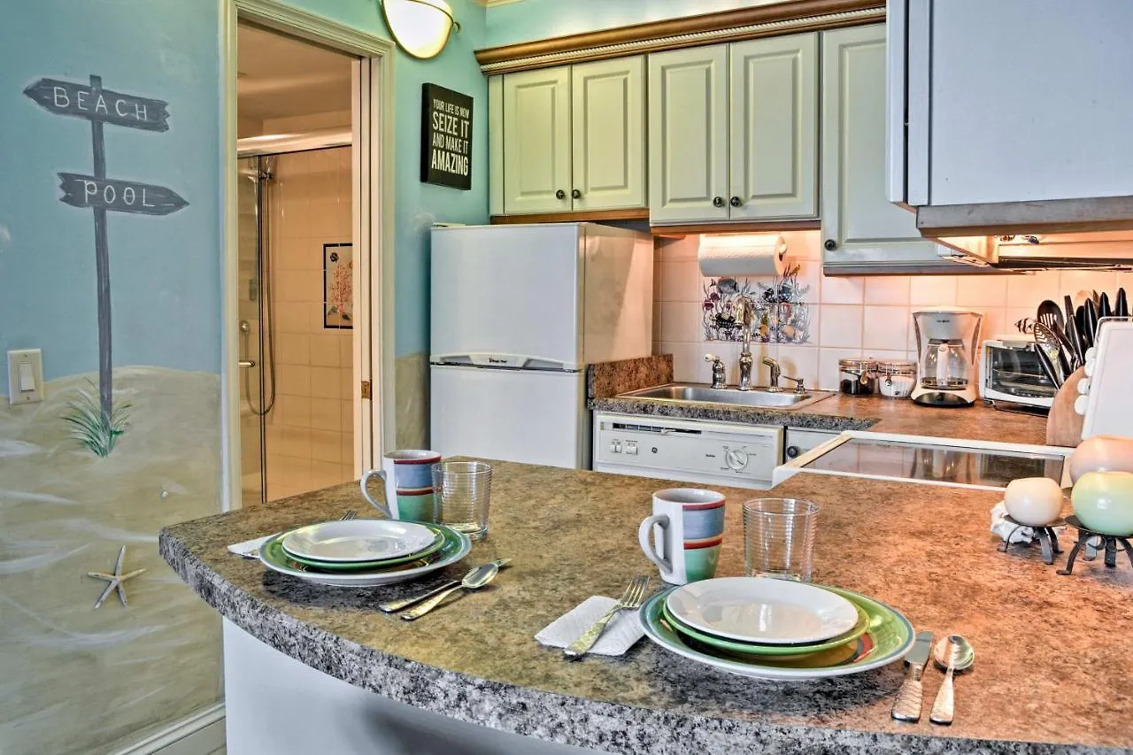 Colorful Virginia Beach Studio - Steps To Beach! United States